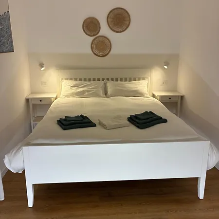 Disíu Con Jacuzzi In Pieno Centro Appartamento
