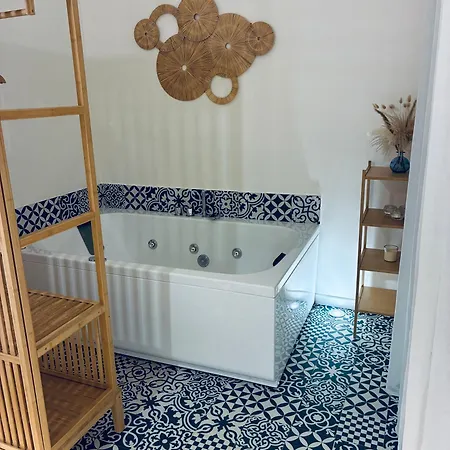 Disíu Con Jacuzzi In Pieno Centro * Castellammare del Golfo